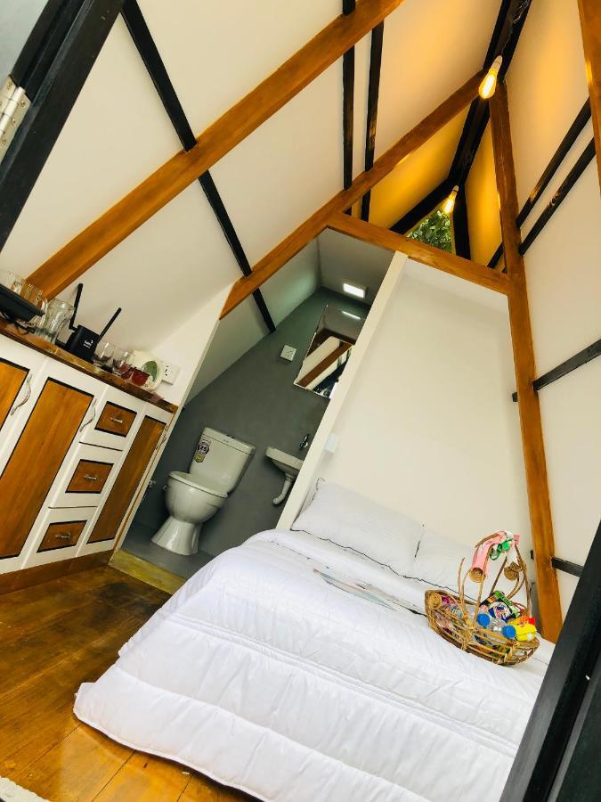 The We2 "Wildwood Elegance Escape" Bed & Breakfast Induruwa Dış mekan fotoğraf