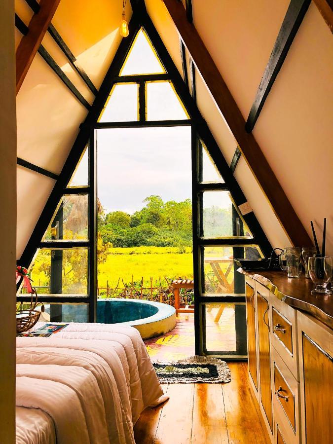 The We2 "Wildwood Elegance Escape" Bed & Breakfast Induruwa Dış mekan fotoğraf
